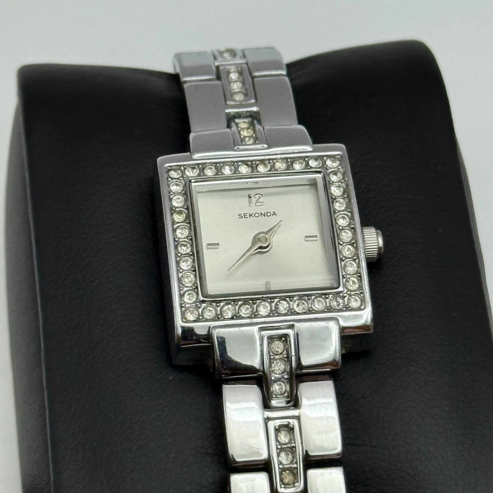 19mm Working Ladies Sekonda 4738 Jewelled Silver Tone Japan Quartz Watch 6 Inch
