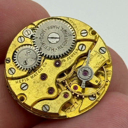 23.6mm Hefik 180 Manual Wind Swiss 15 Jewels Watch Movement Vintage PARTS SPARES