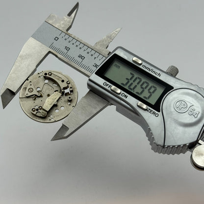 31mm Men's EB 8810 Partial Manual Wind Watch Movement Swiss Made Vintage PARTS