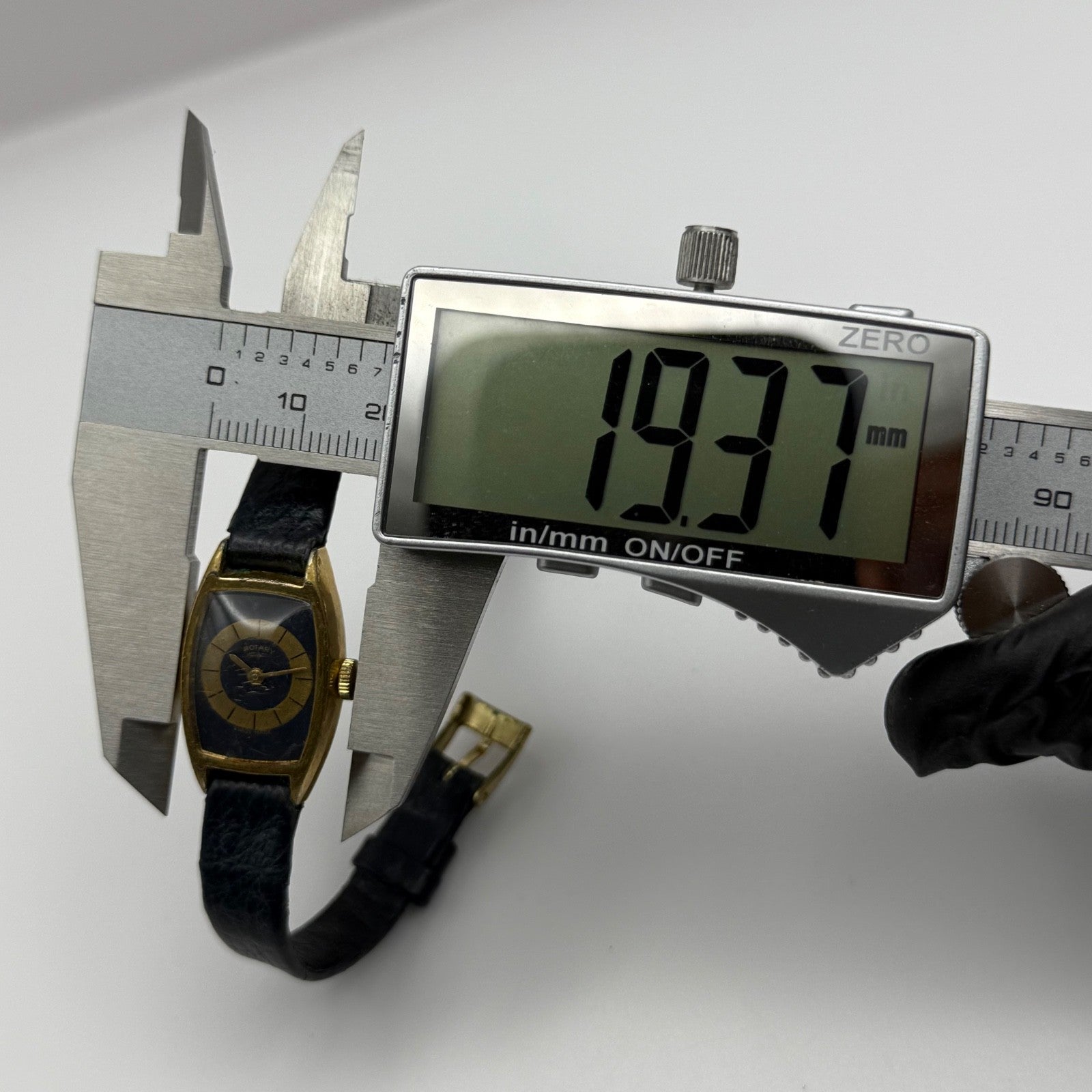 17mm Vintage Rotary Blue Bullseye Dial Swiss Manual Wind Watch PARTS / REPAIR