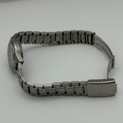 Lorus Ladies Quartz Watch Blue Dial Silver Tone Bracelet Japan Working 23mm