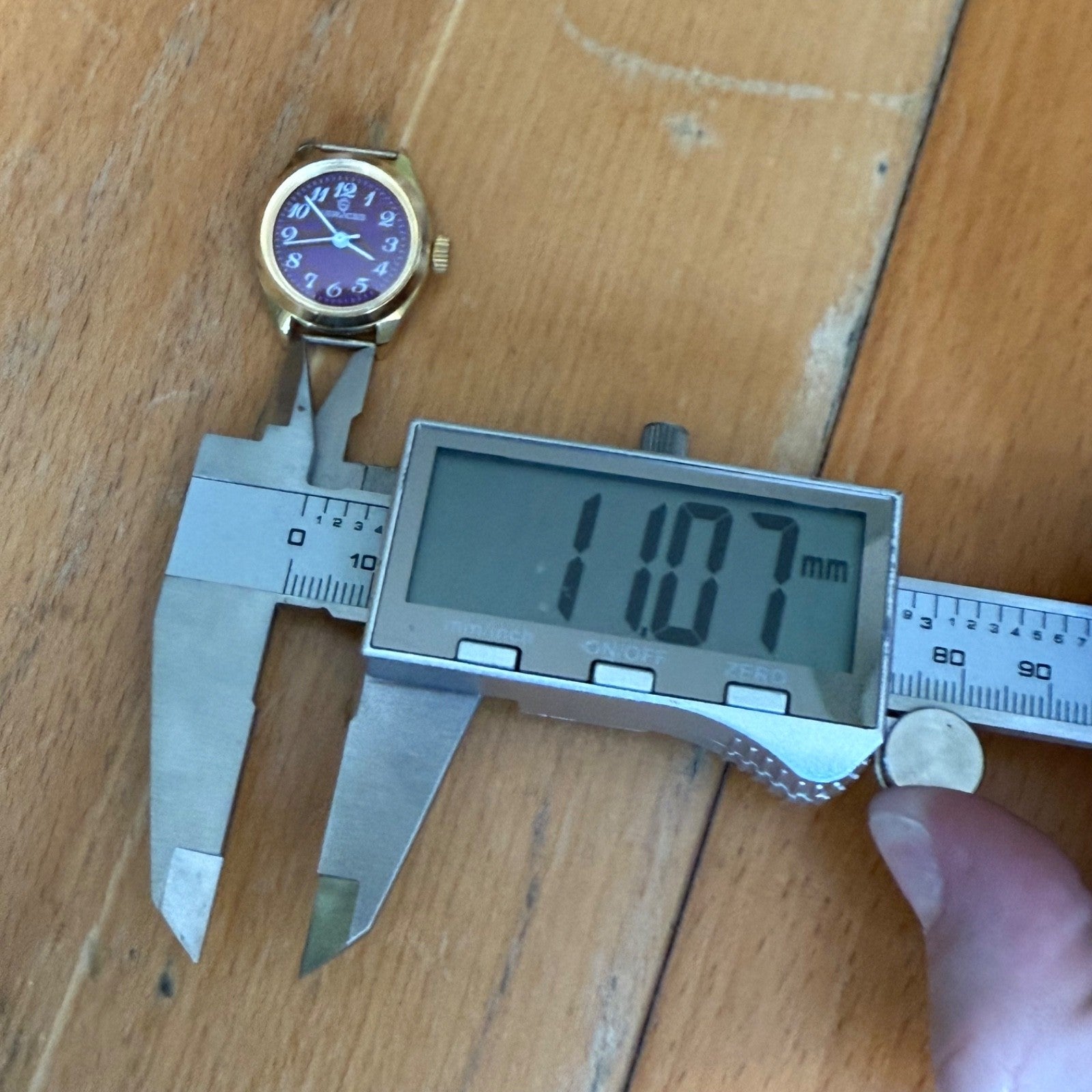 23mm Vintage Services Purple Dial Remex 65 Hong Kong Manual Watch PARTS / REPAIR