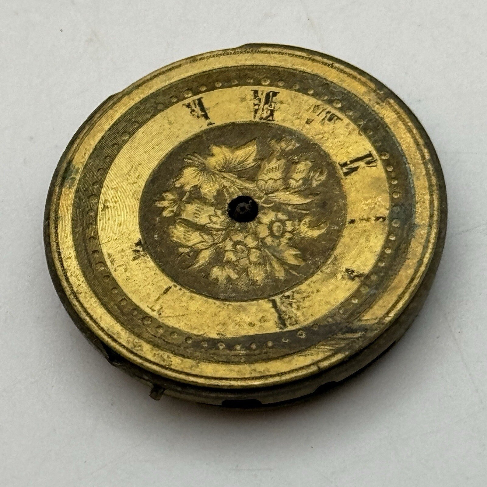 28.2mm Beautiful Gold Patterned Dial Cylinder Watch Movement For Parts Repair