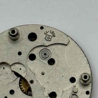 EB 8461-73 Watch Movement Manual Wind Vintage Incomplete Parts Repair 19.6mm