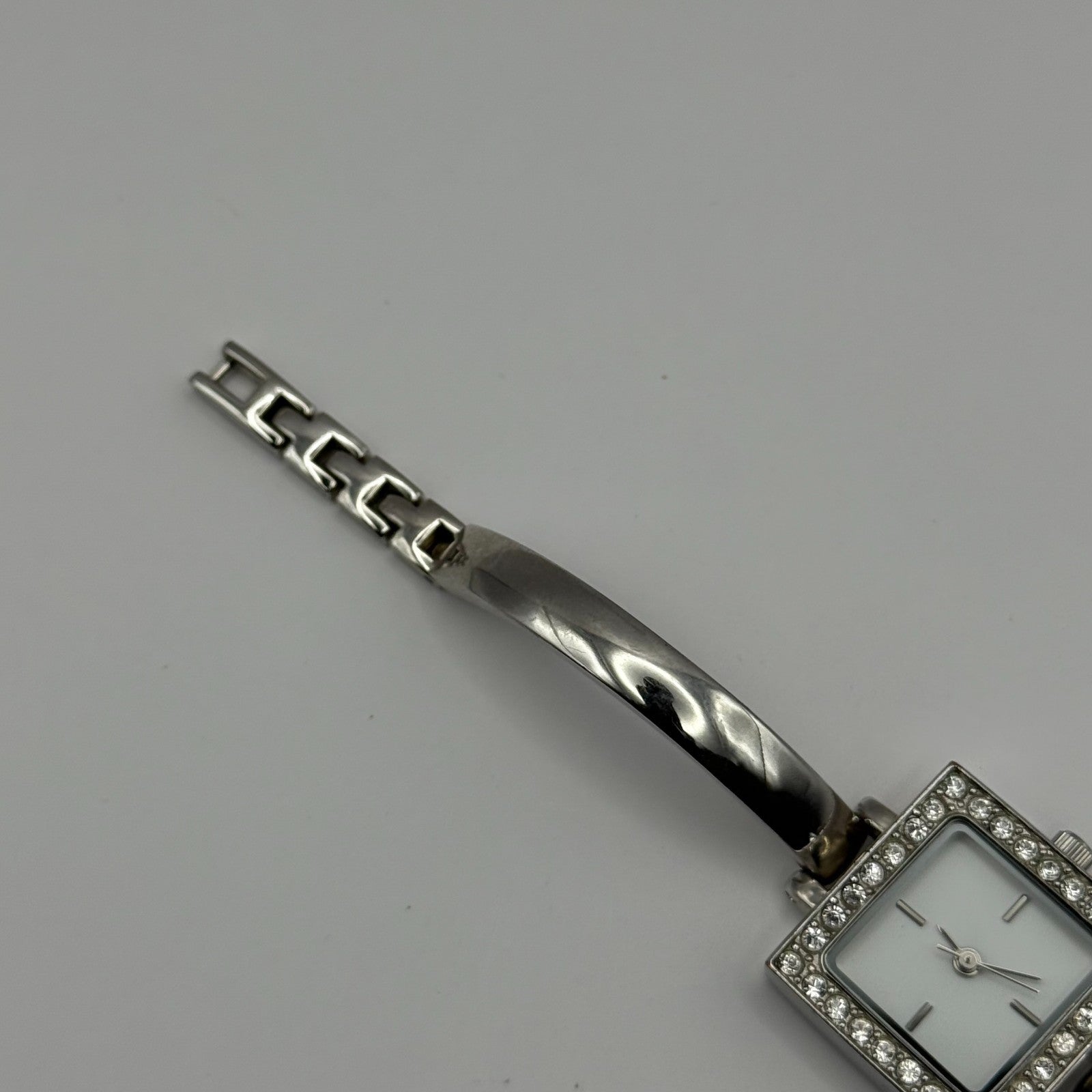 Avon Ladies Quartz Watch Square White Dial Silver Tone Bracelet Working 21mm