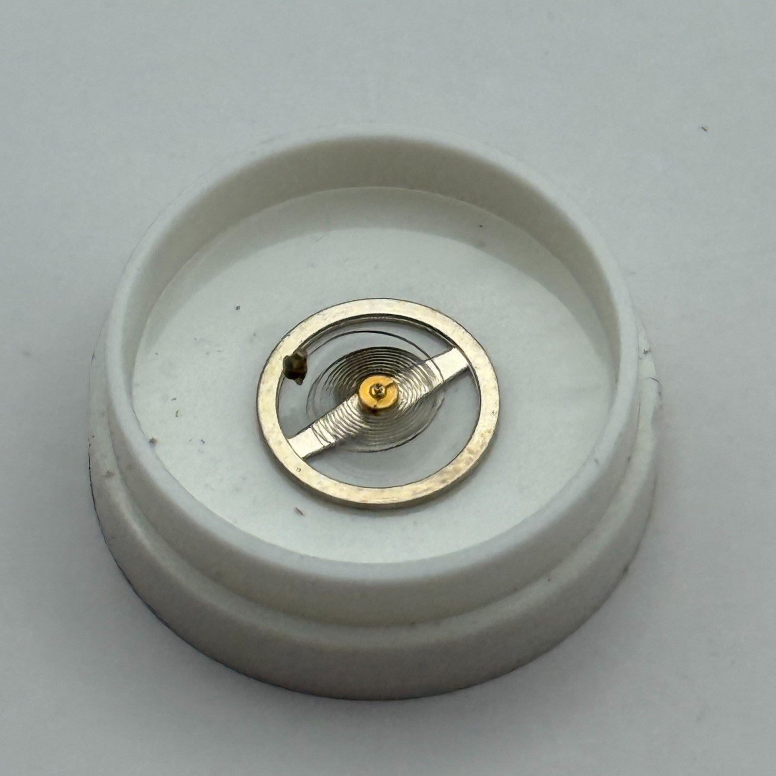 BFG 910 Balance Wheel Complete And Spring  Renata 827 Watch Movement Parts 