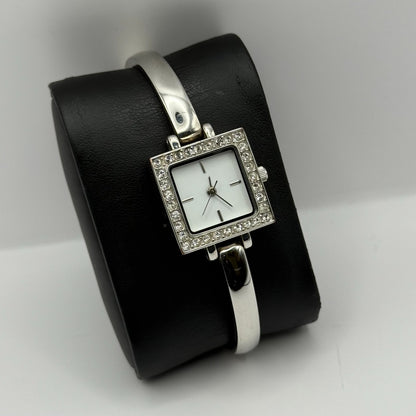 Avon Ladies Quartz Watch Square White Dial Silver Tone Bracelet Working 21mm