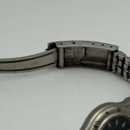 Accurist Ladies Quartz Watch Black Dial Silver Tone Bracelet Japan Working 27mm