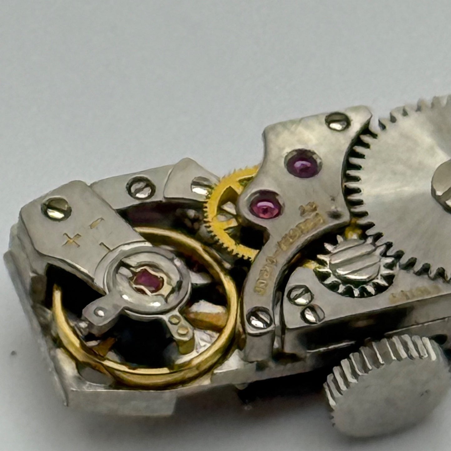 FHF 59-21 Watch Movement Bueche Girod Running Manual Vintage Swiss Parts 9mm