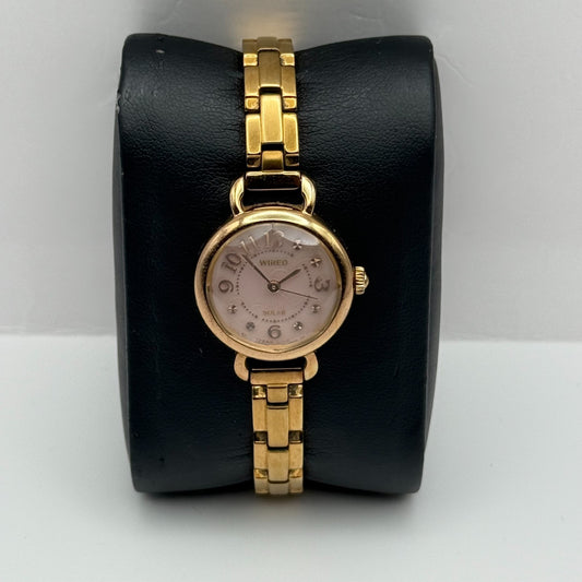 Seiko Wired Solar V117A Ladies Quartz Watch Gold Tone Bracelet 23mm UNTESTED