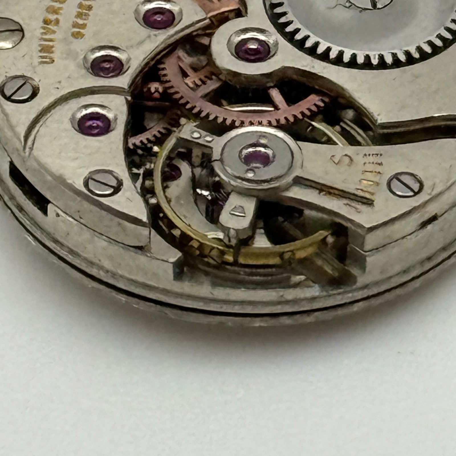 19.9mm Vintage Universal Geneve 258 Manual Wind Watch Movement PARTS REPAIR