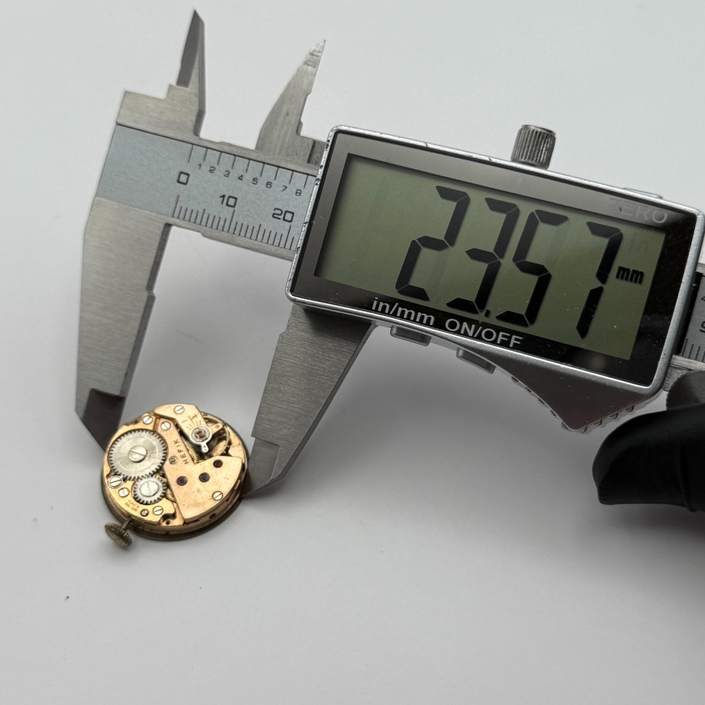 FHF 70 Watch Movement Hefik Running Manual Wind Vintage Parts Repair 23.5mm