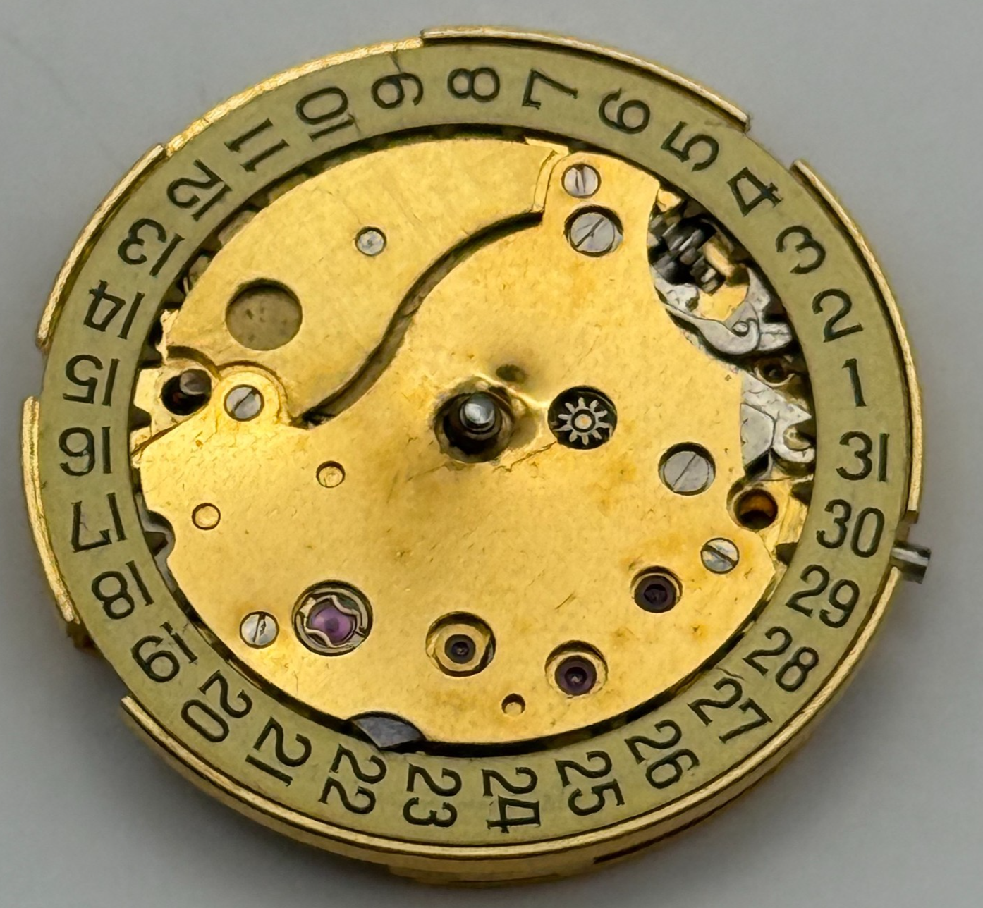 Peseux P 7046 Watch Movement Manual Wind Vintage 17 Jewels Swiss Parts 23.6mm