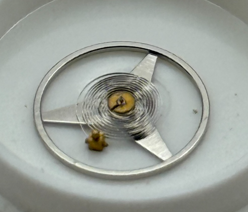 BRAC 2100 Balance Wheel Complete And Spring 9¼’’’  1852 M Watch Movement Parts 