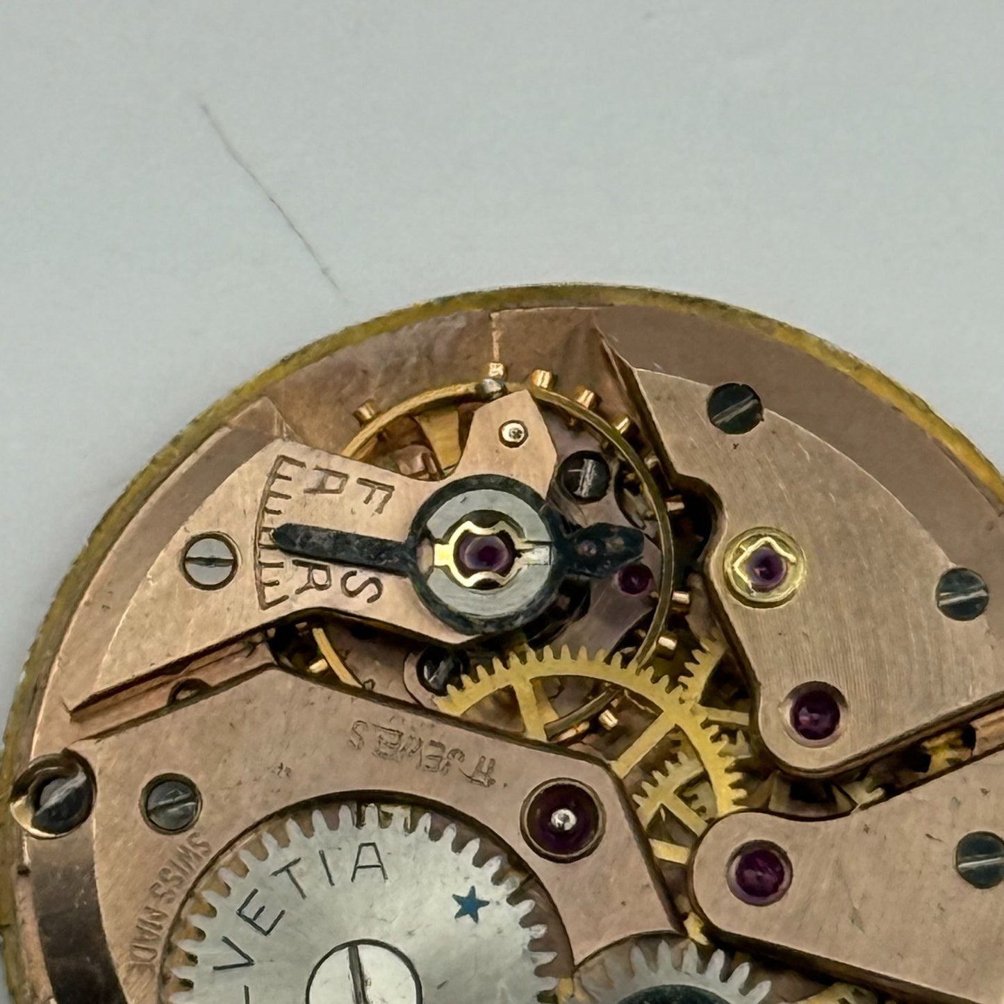 Helvetia 80C Watch Movement Manual Wind Vintage Swiss 17 Jewels Parts 25.6mm