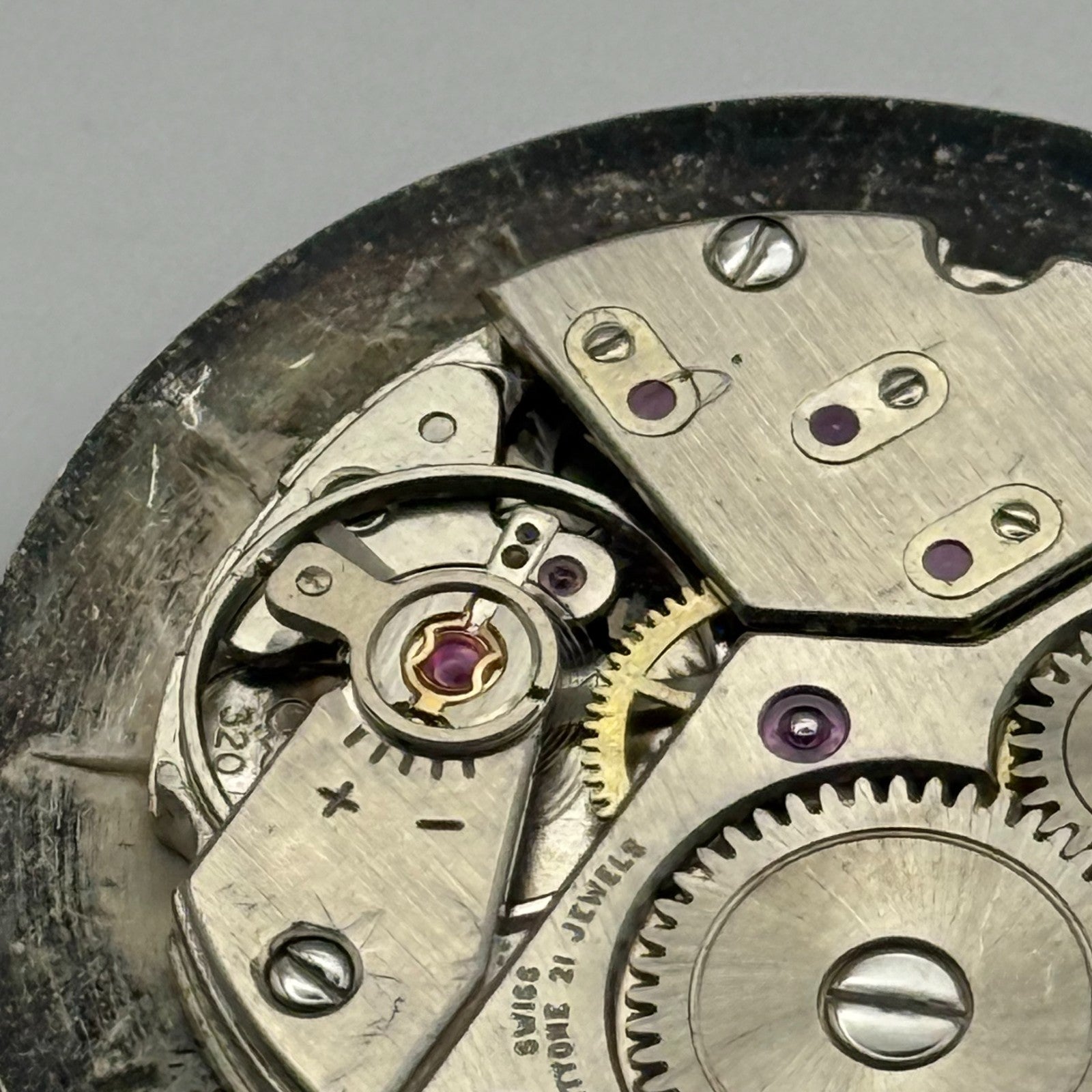 Peseux P 320 Talis Watch Movement Manual Wind Vintage Swiss Parts Repair 23.5mm