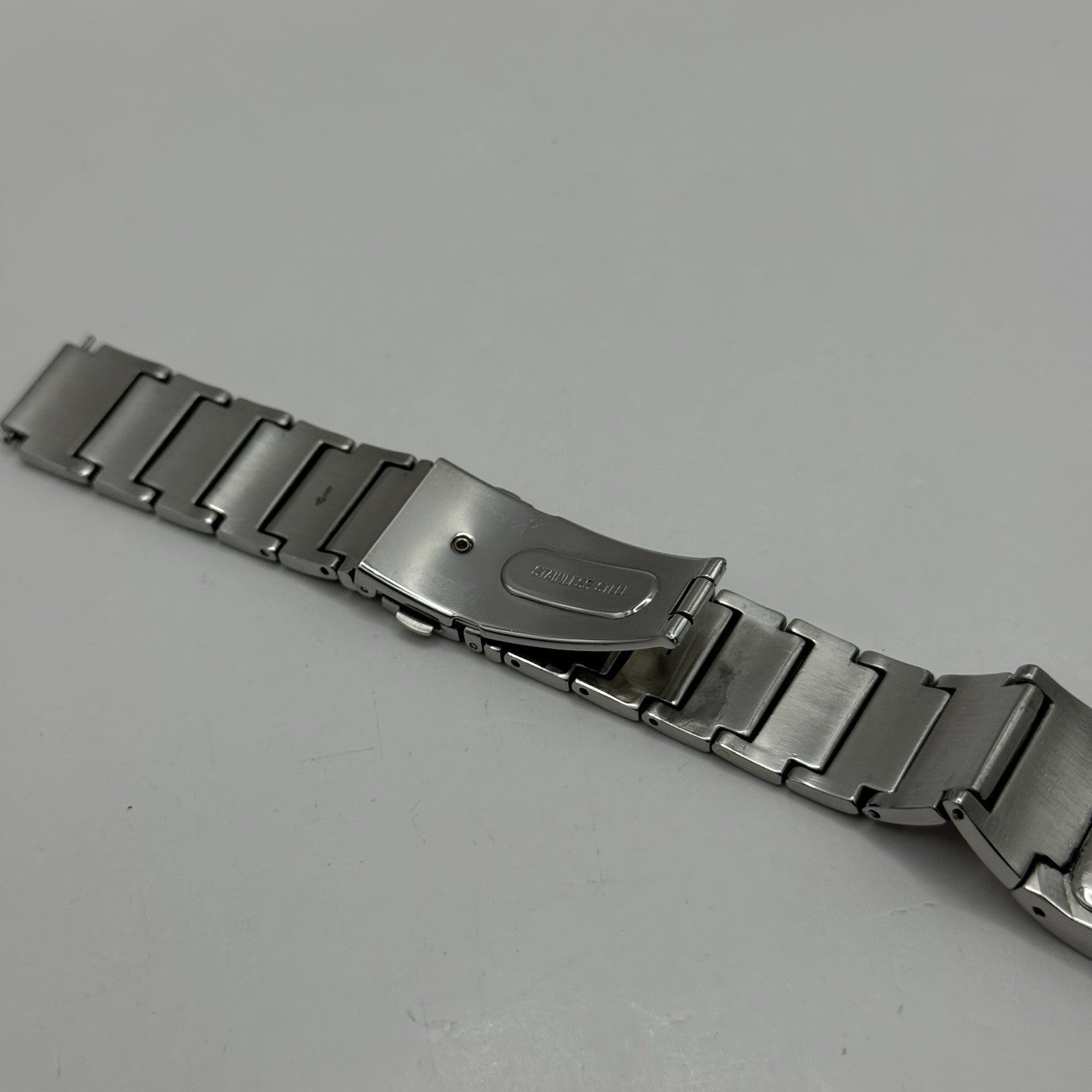 23mm Working Ladies DKNY NY-3030 Stainless Steel Quartz Watch Broken Strap
