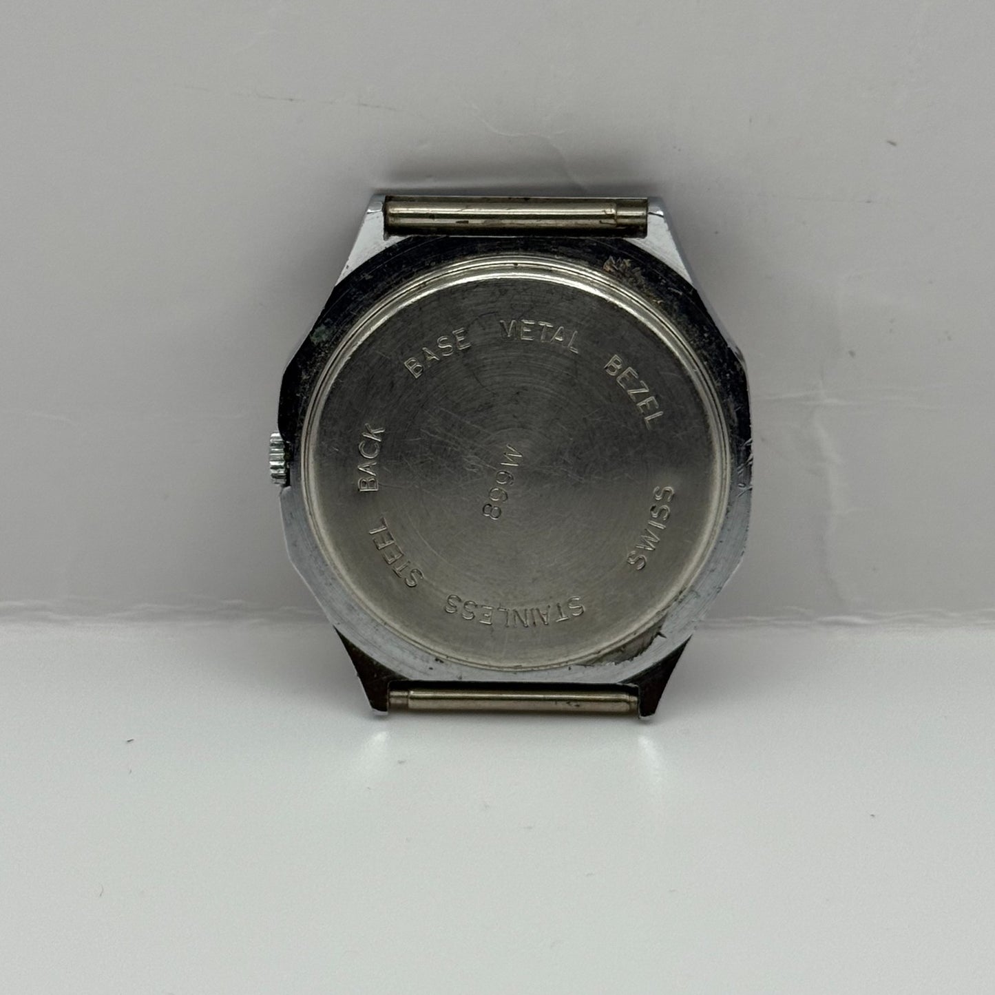 EB 870.111 Quartz Watch Nicole Paris Date Dial Swiss 33mm UNTESTED PARTS REPAIR