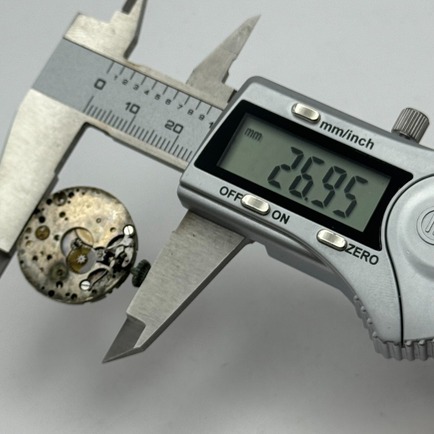 23.7mm AS Trench Watch Movement Balance Intact Swiss Manual Wind Vintage PARTS