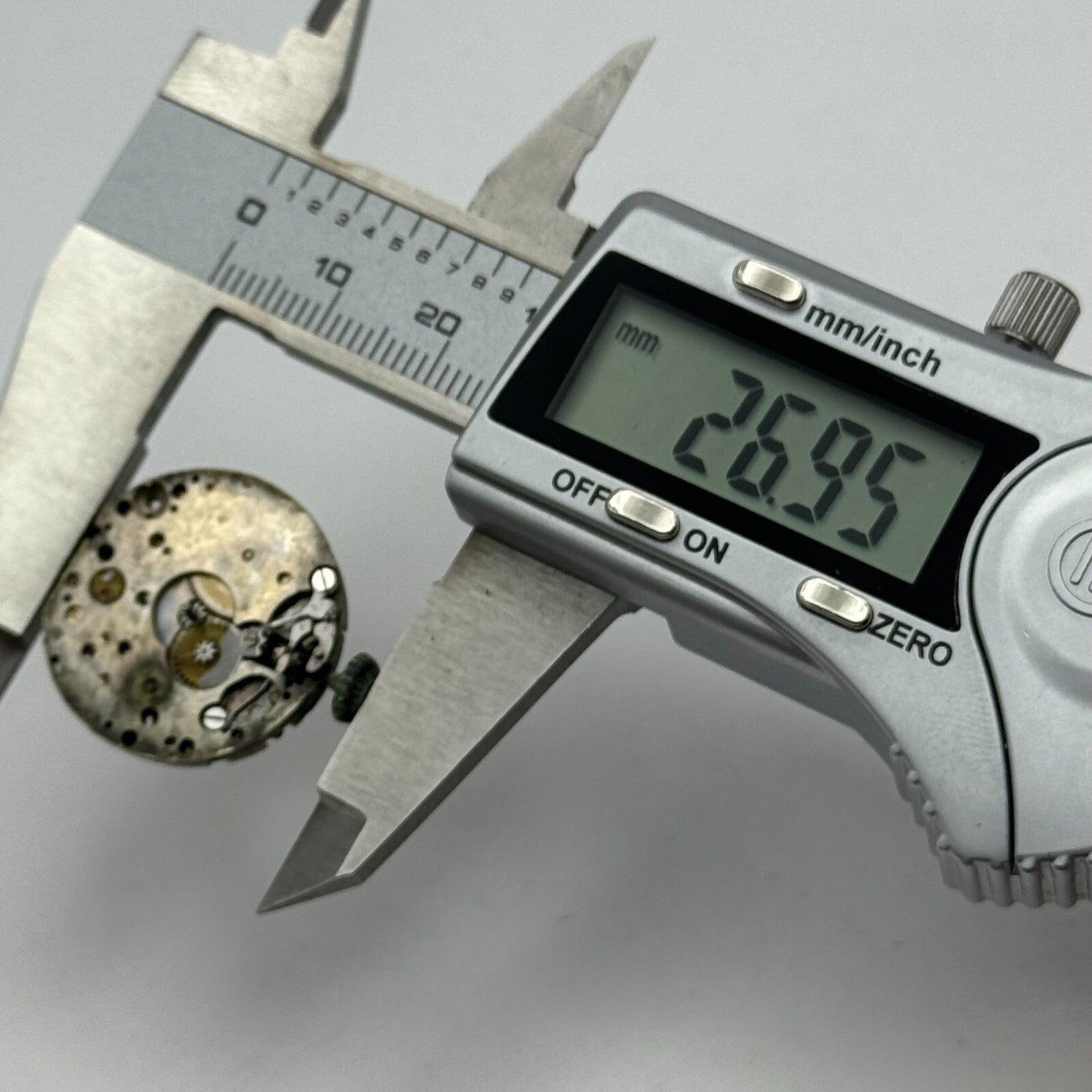 23.7mm AS Trench Watch Movement Balance Intact Swiss Manual Wind Vintage PARTS