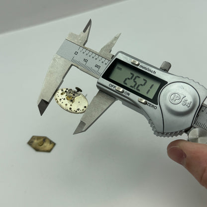 14.7mm ETA Oval 15 Jewels Swiss Manual Wind Watch Movement Vintage PARTS SPARES