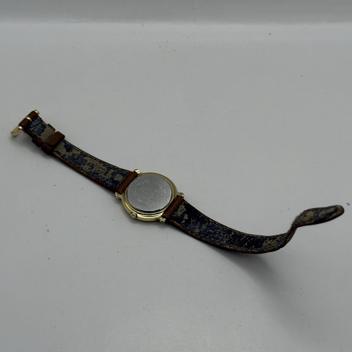 25mm Working Ladies Vintage Courreges Paris 4N01-0220 Gold Plated Quartz Watch