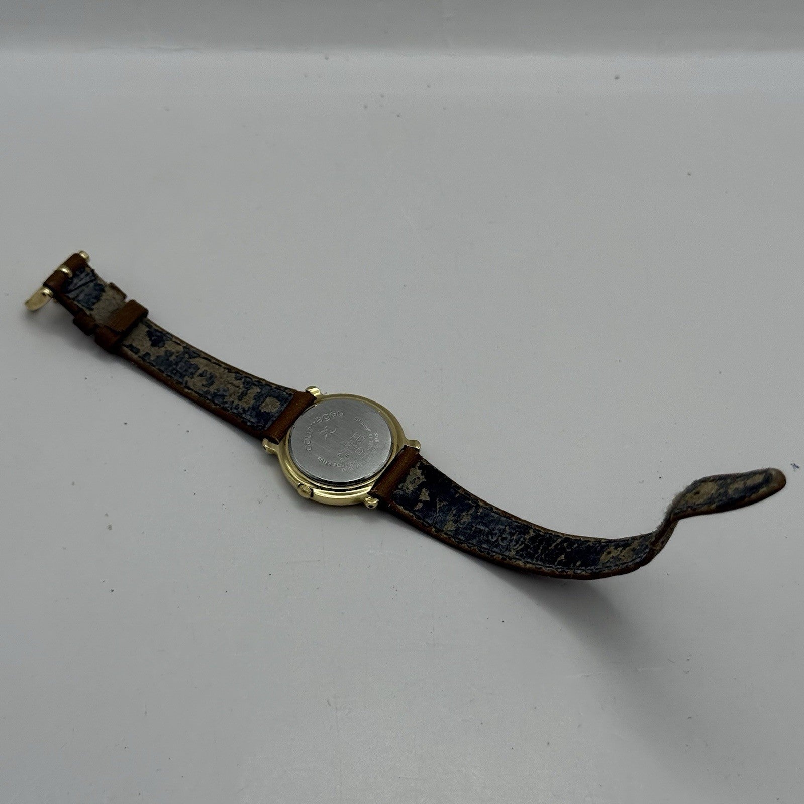 25mm Working Ladies Vintage Courreges Paris 4N01-0220 Gold Plated Quartz Watch