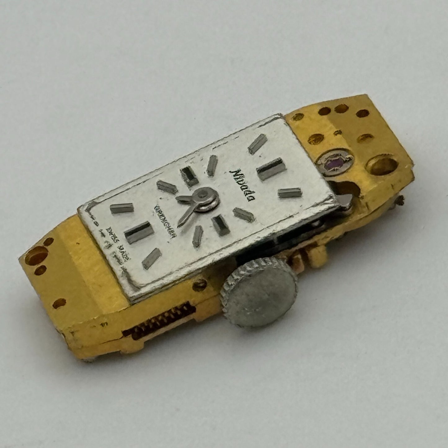 9mm Running Nivada FHF 59-21 Manual Wind 17 Jewels Swiss Watch Movement PARTS