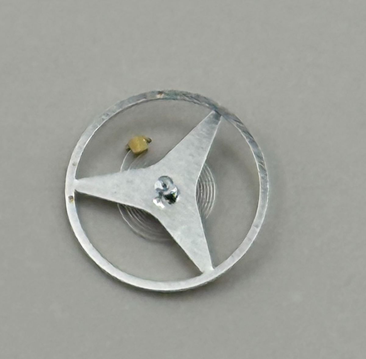 BRAC 2100 Balance Wheel Complete And Spring 9¼’’’  1852 M Watch Movement Parts 