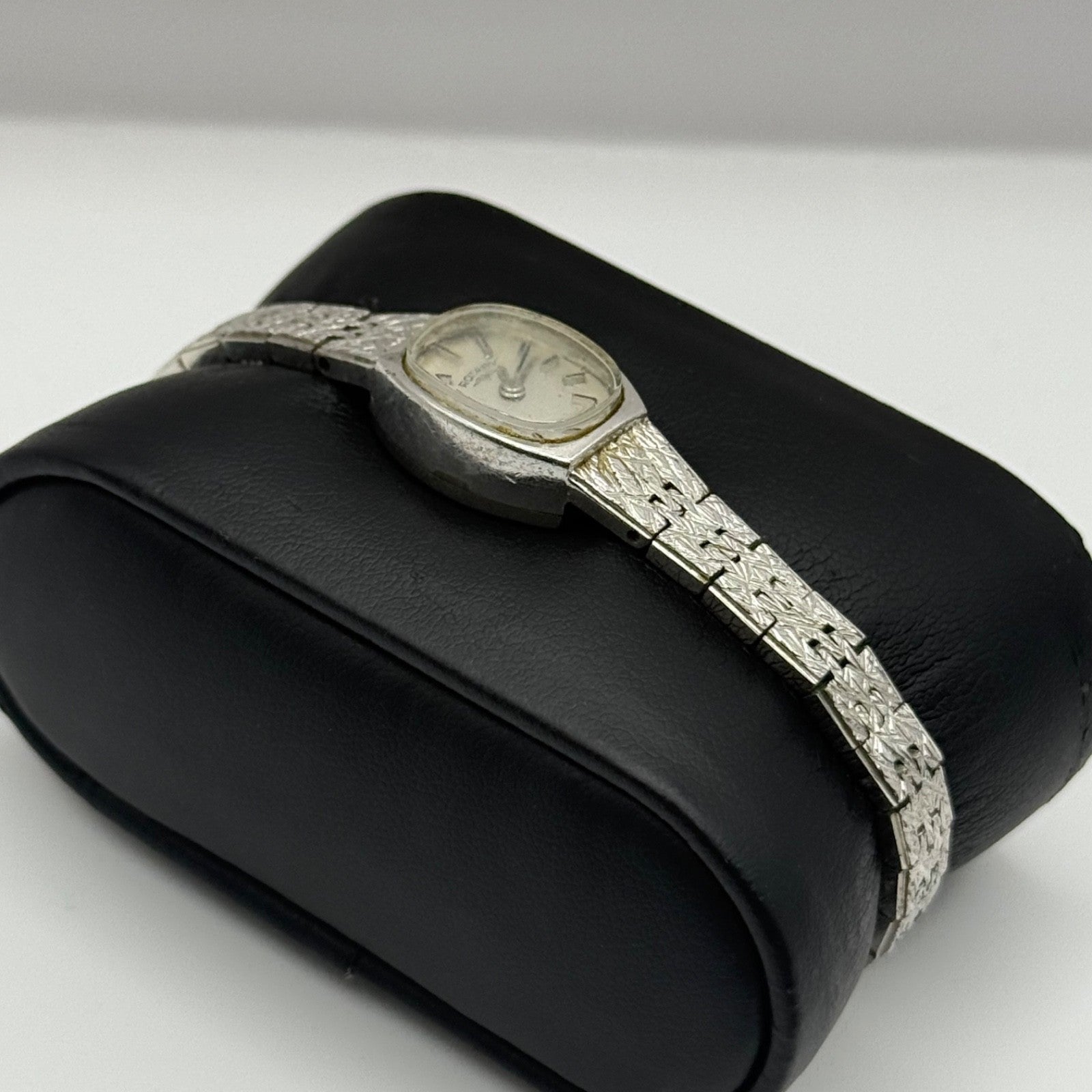 Vintage Rotary Ladies Watch Mechanical Working Keeping Time Swiss Made 14mm