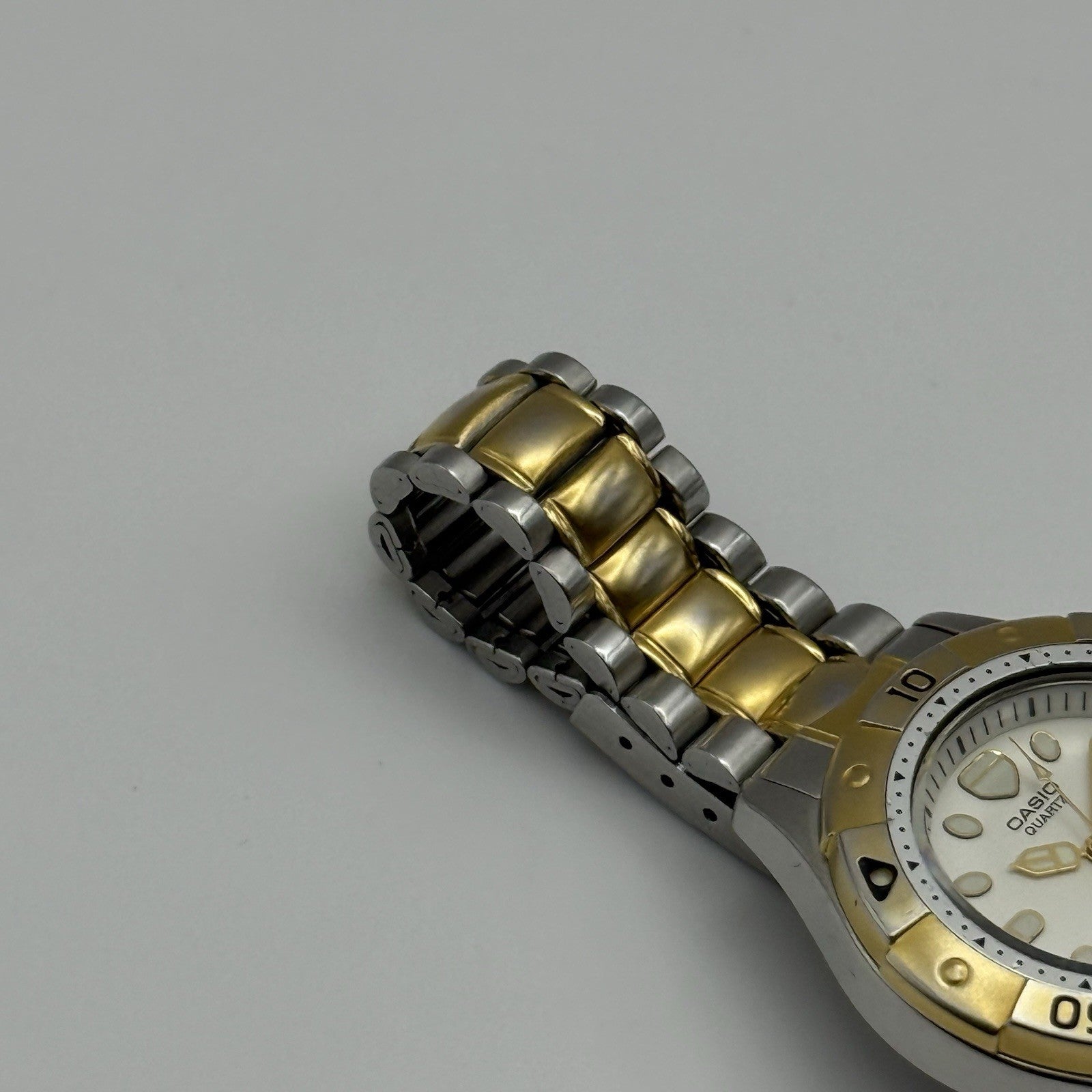 31mm Working Vintage Rare Casio LD-721 Two Tone Date 20Bar Quartz Watch 6 Inches