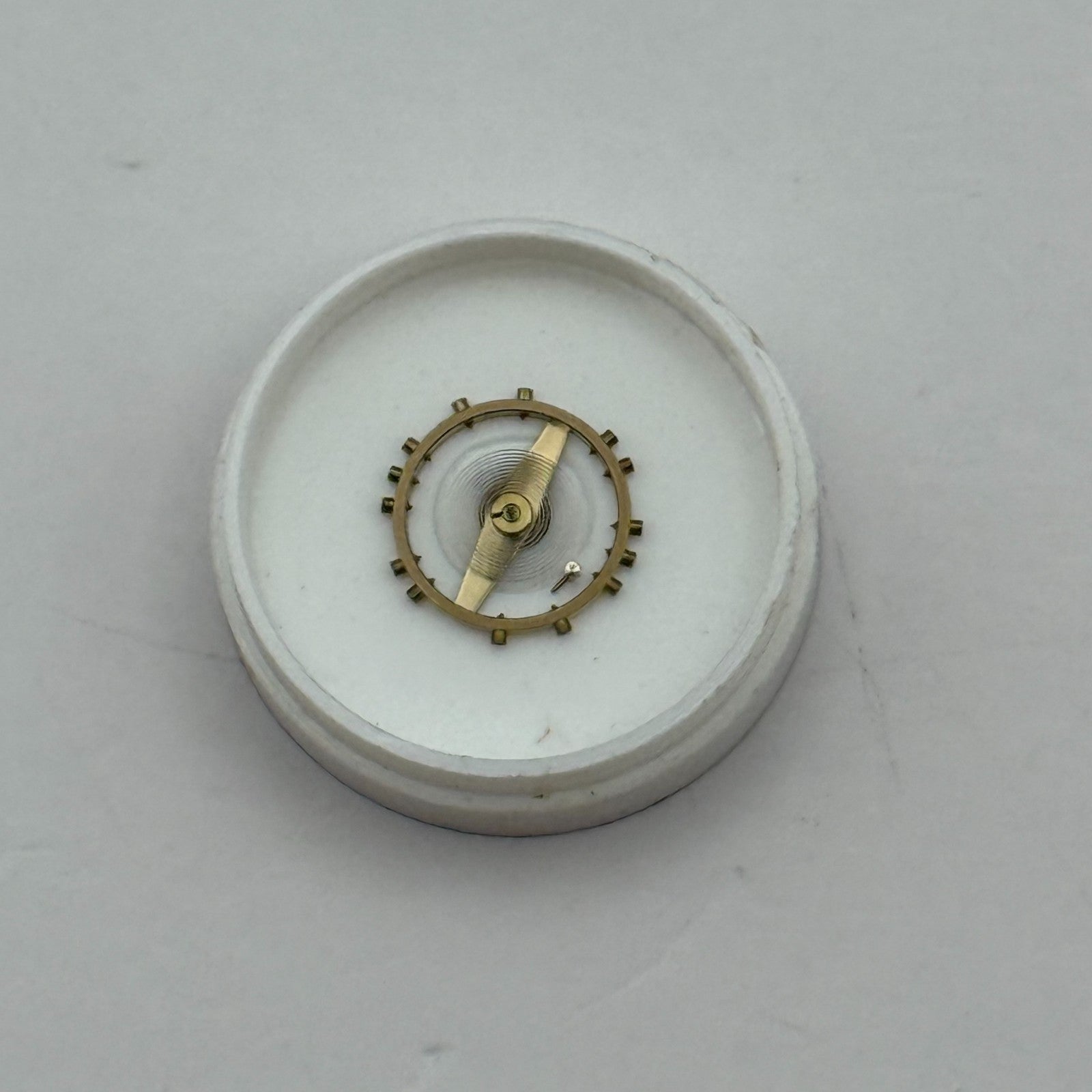 AV 41 Balance Wheel Complete And Spring 5 1/4’’’ Renata Watch Movement Parts NOS