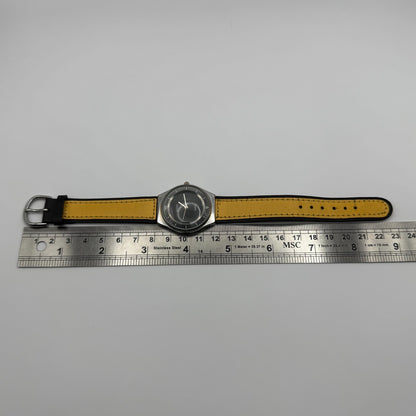 Scene Ladies Quartz Watch Black Dial Yellow Leather Strap Working 32mm