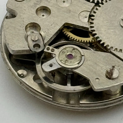 23.6mm Lucerne Basis Watch ZZ Manual Wind Swiss Watch Movement Vintage PARTS