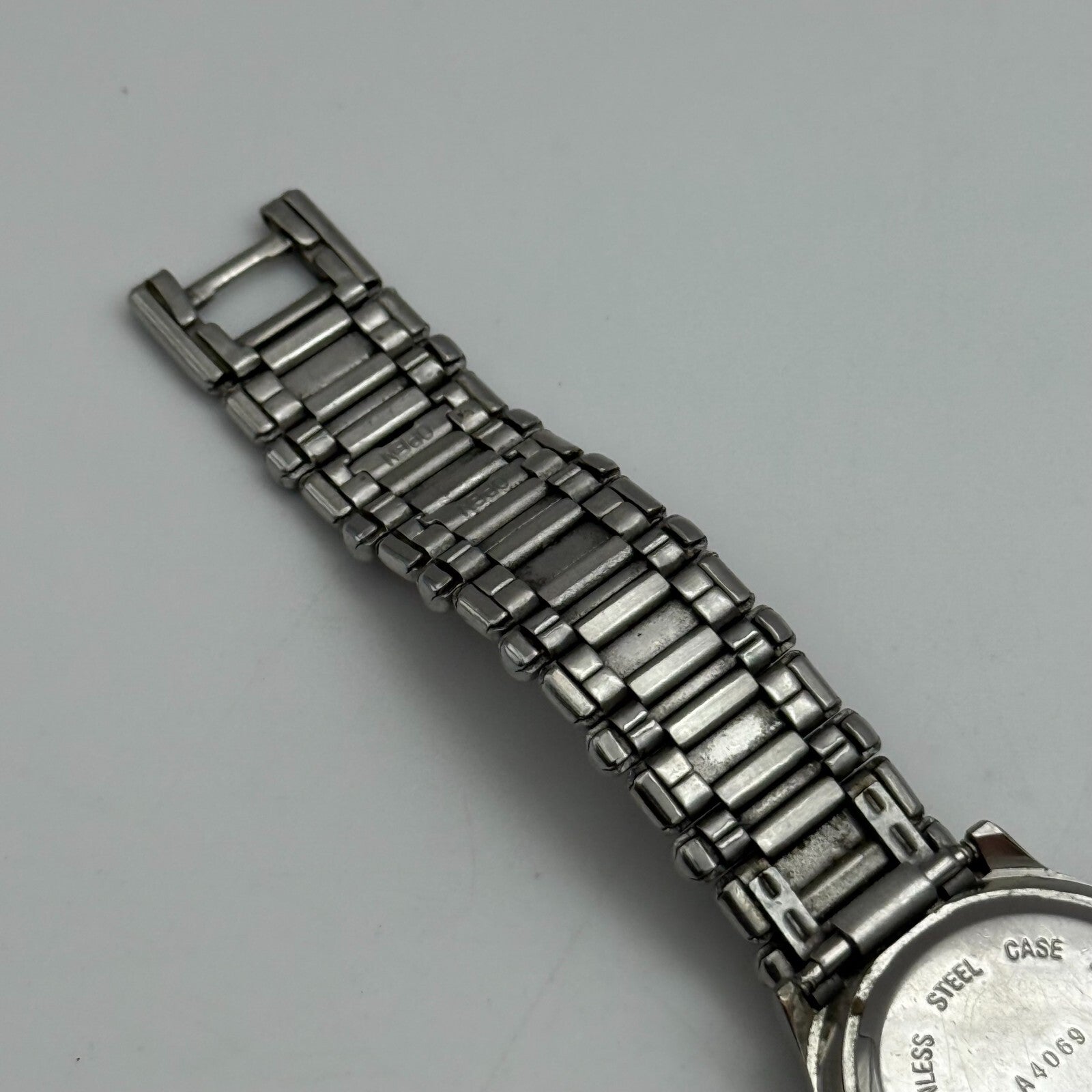 25mm Working Ladies Britania 30m Silver Tone Roman Numeral Quartz Watch 6 Inches