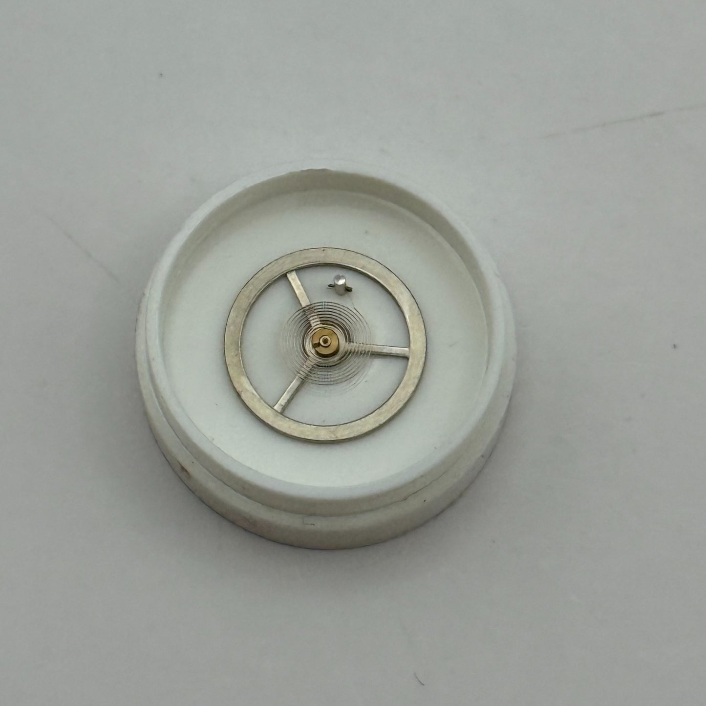 EB 8021 Balance Wheel Complete And Spring 10 1/2''' 1253 Watch Movement Parts