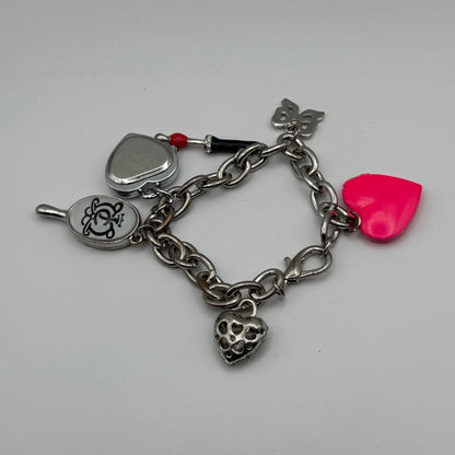 Ladies Quartz Watch Heart Dial Silver Tone Bracelet Stylish Charms Working 28mm