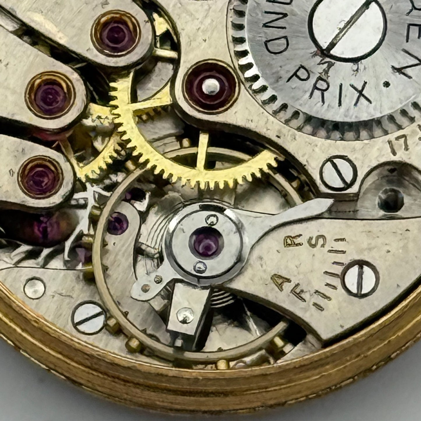 Buren 410 Grand Prix Watch Movement Manual Wind Vintage Parts Repair 25.1mm