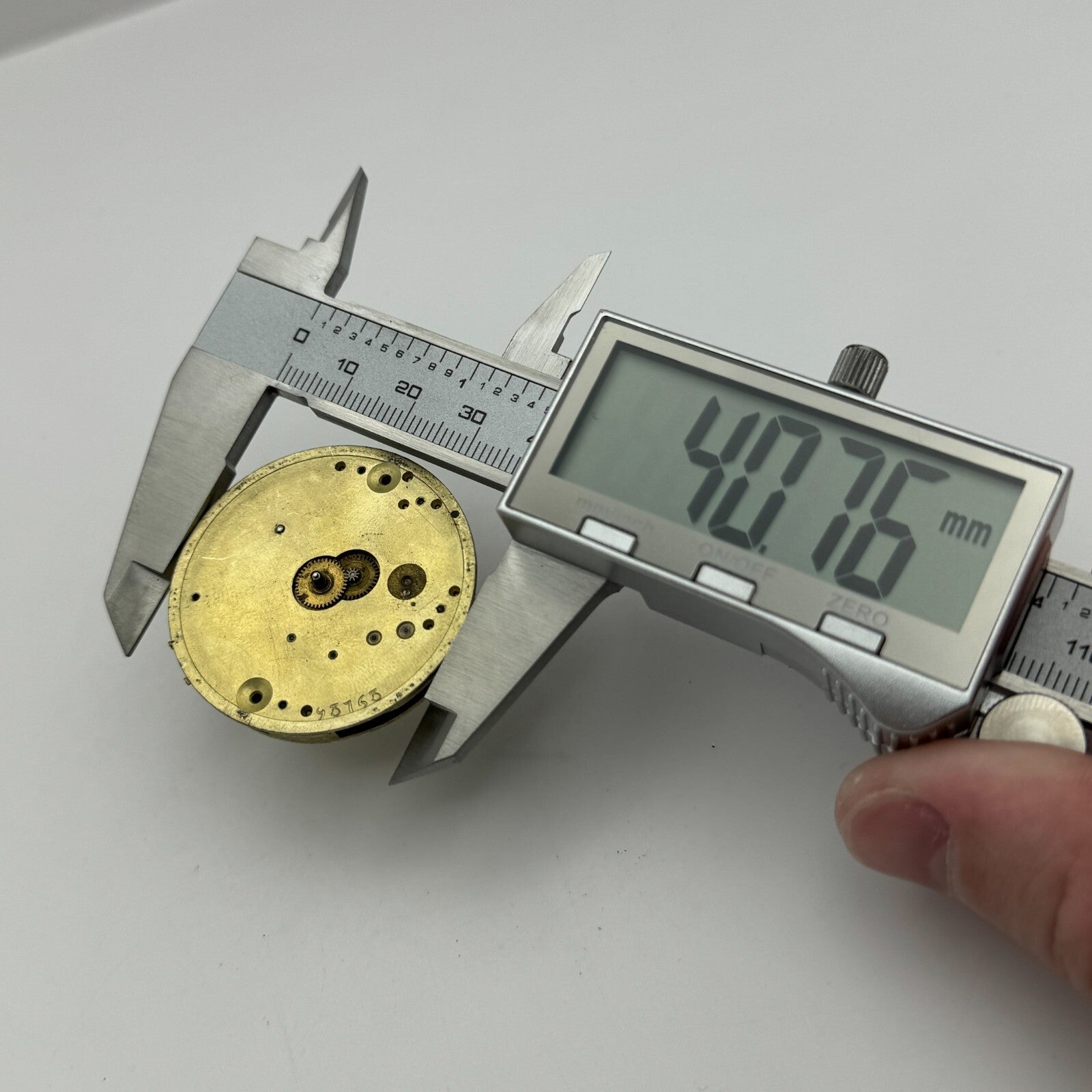 40.7mm Antique Unidentified Interesting Key Wound Pocket Watch Movement PARTS