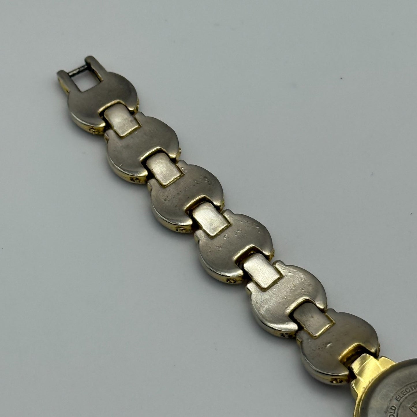 22mm Working Ladies Pelex Swiss 18k Gold Electroplated Quartz Watch 5.75 Inches