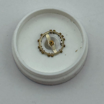 FEF 430 6600 Balance Wheel Complete And Spring 943 M Watch Movement Parts NOS