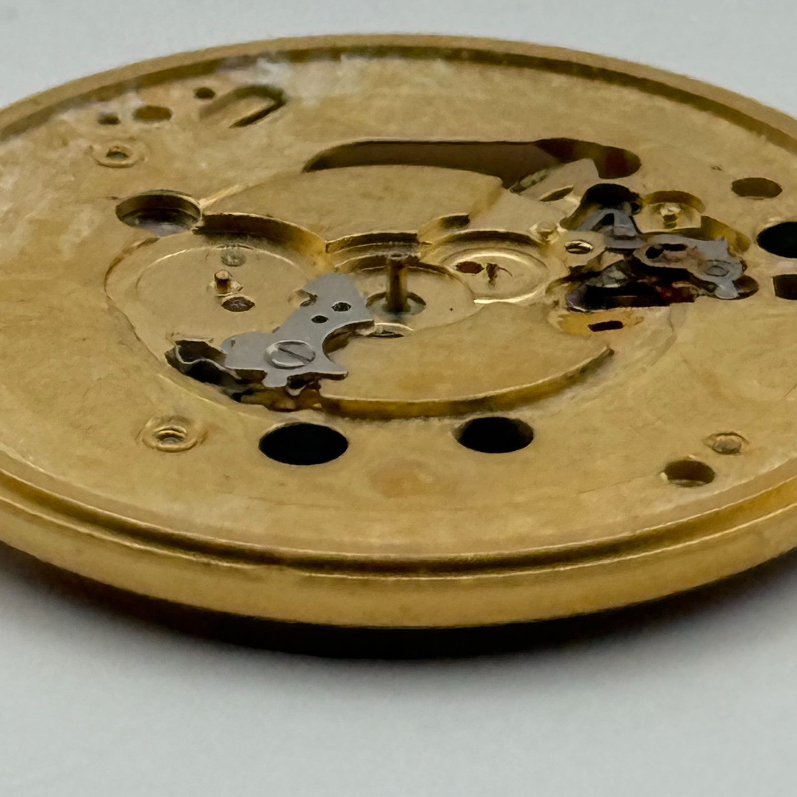 ETA 955.112 Quartz Watch Movement 7 Jewels Swiss Vintage Parts Repair 26.2mm