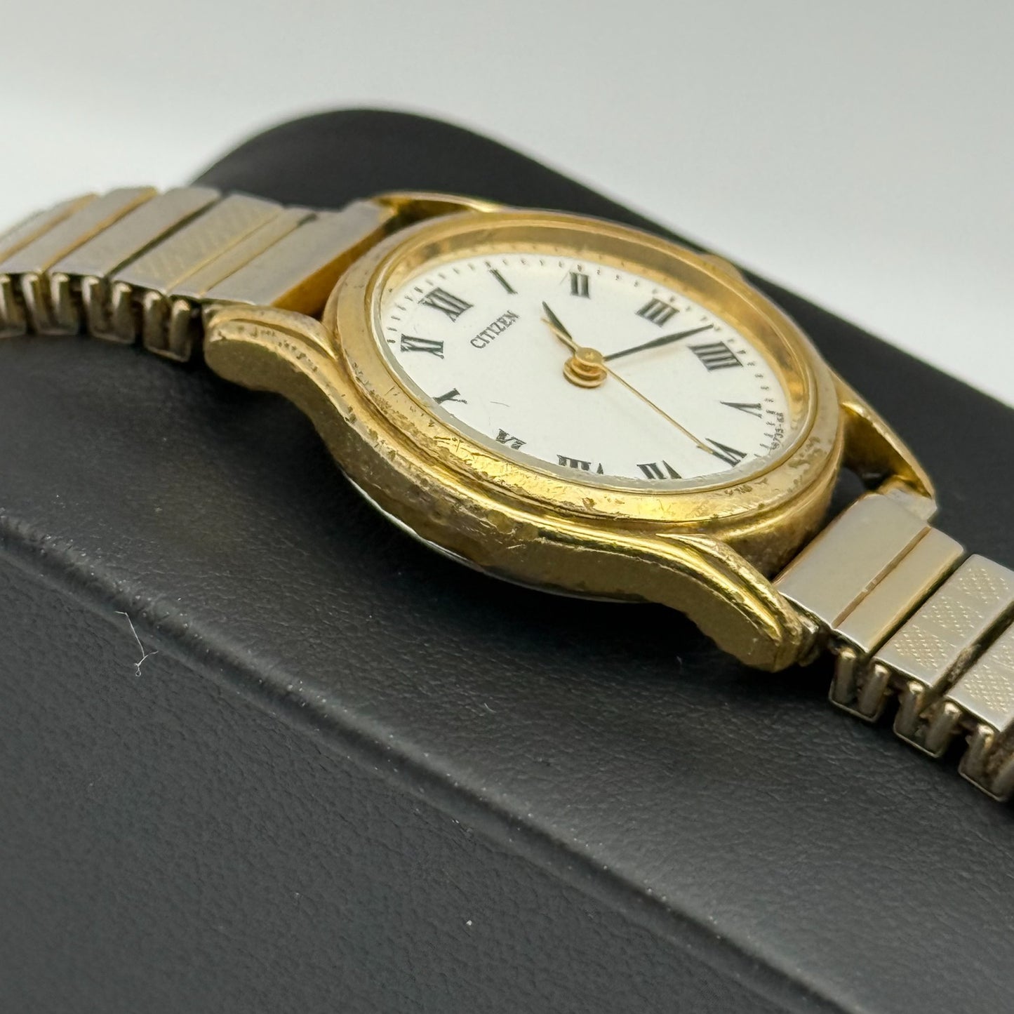 Citizen Ladies Quartz Watch White Dial Two Tone Stretch Band Japan Working 23mm