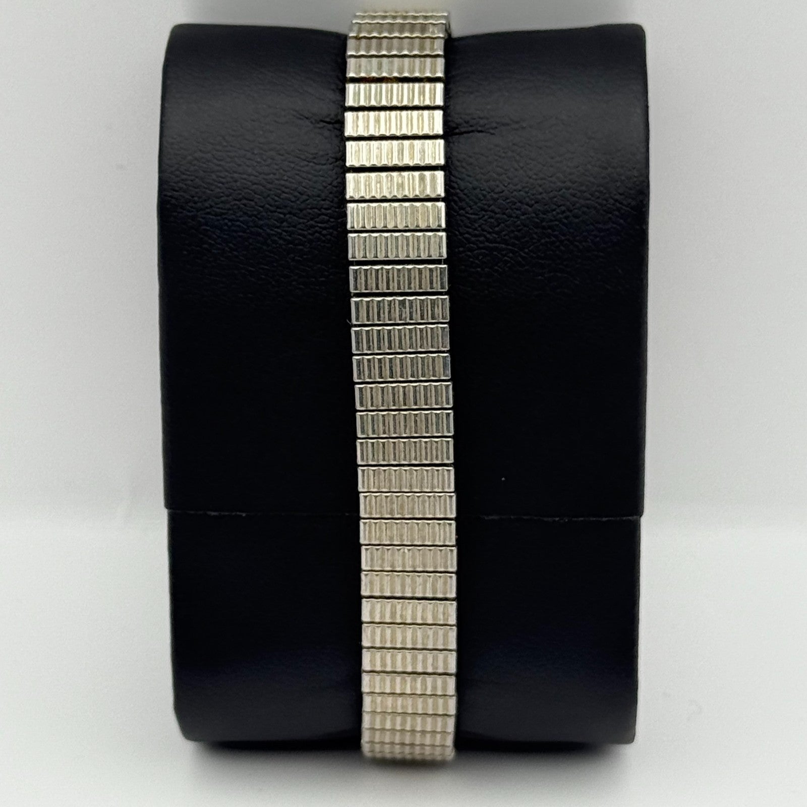 Sekonda USSR Vintage Quartz Watch Gold Tone Stretch Band Steel Working 22mm