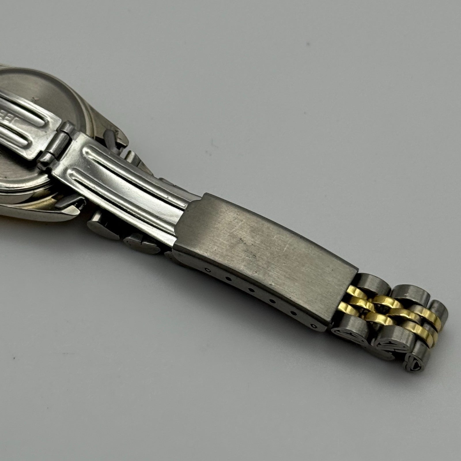 24mm Working Ladies Philip Mercier L123L Two Tone Quartz Watch 6.75 Inches