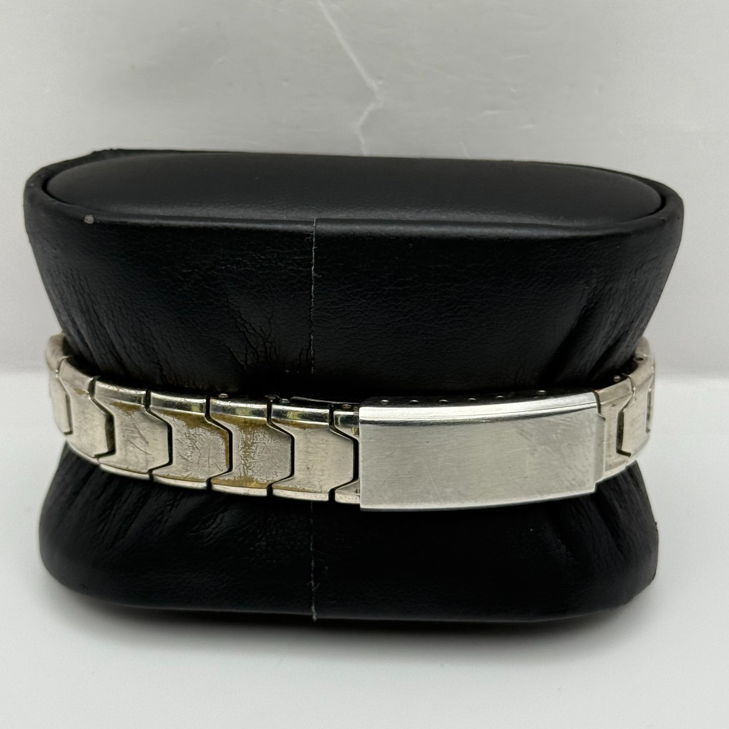 Sekonda Ladies Quartz Watch Purple Dial Silver Tone Bracelet Steel Working 24mm