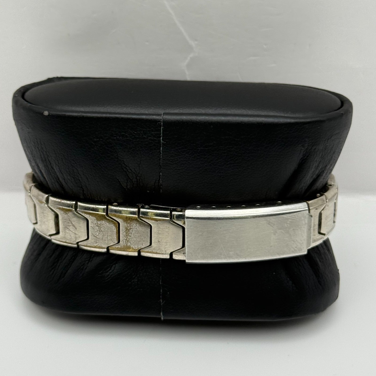 Sekonda Ladies Quartz Watch Purple Dial Silver Tone Bracelet Steel Working 24mm