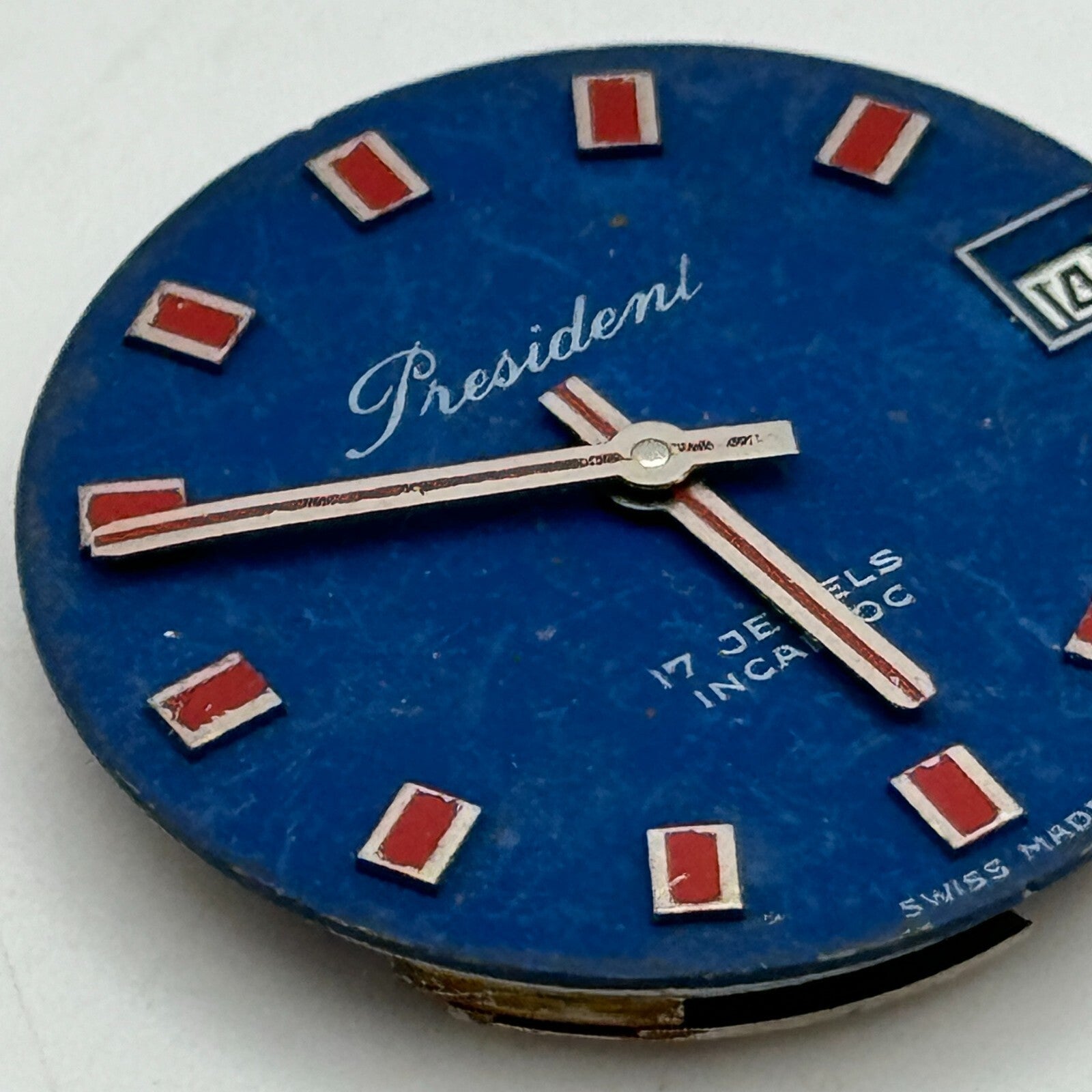 23.6mm Peseux P 7046 President Manual Wind Watch Movement Swiss Vintage PARTS