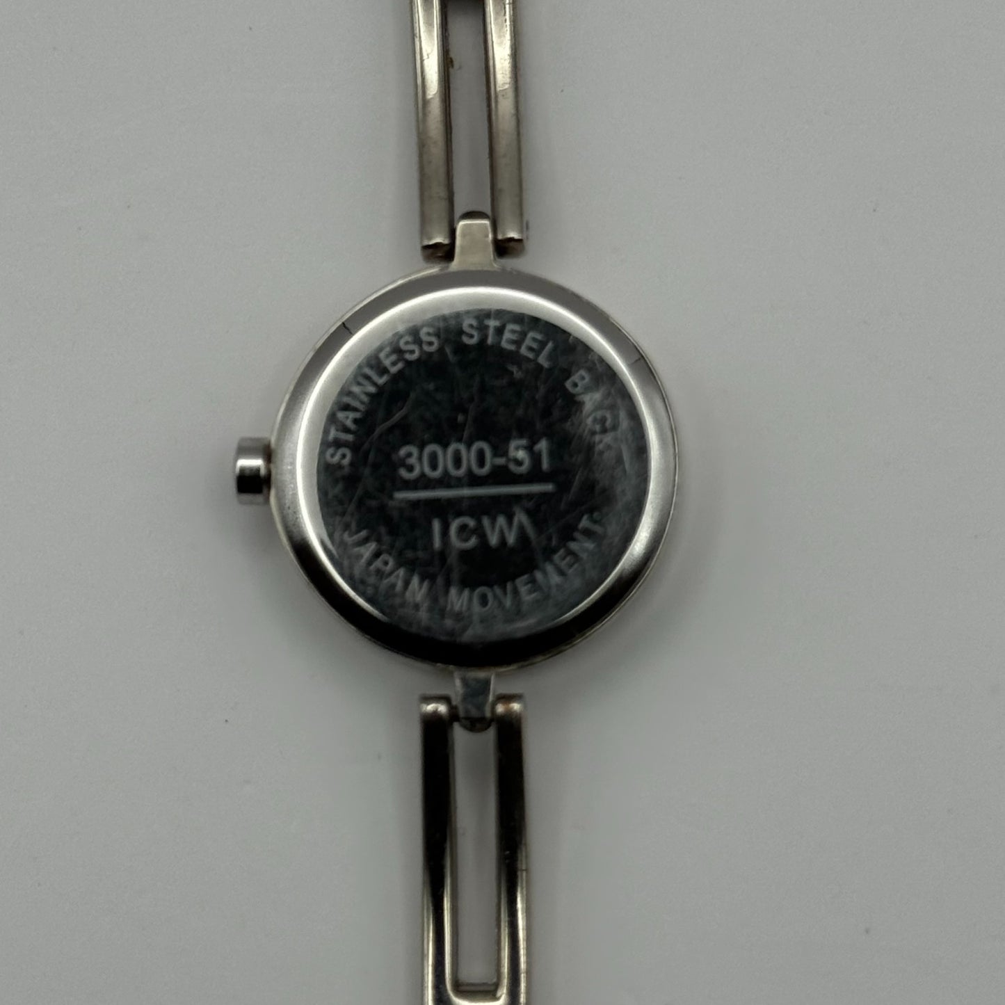 Infinite Ladies Quartz Watch Silver Tone Bracelet Japan Working 20mm 6.75 Inches