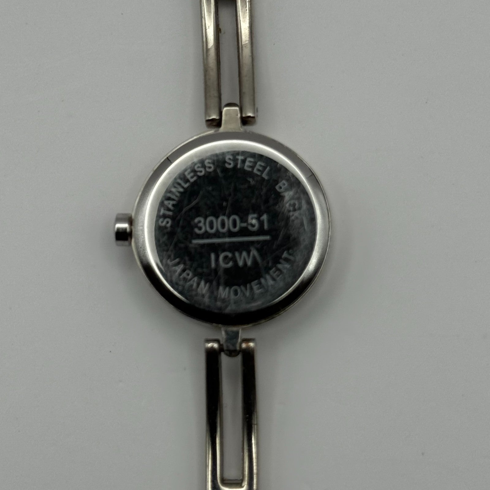 Infinite Ladies Quartz Watch Silver Tone Bracelet Japan Working 20mm 6.75 Inches